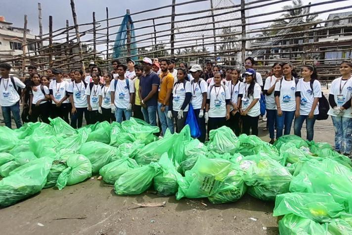 Group picture during a World Cleanup Day