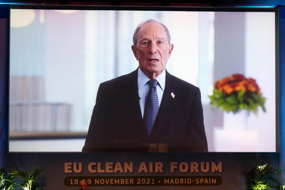 08 - EU Clean Air Forum - Keynote - Bloomberg