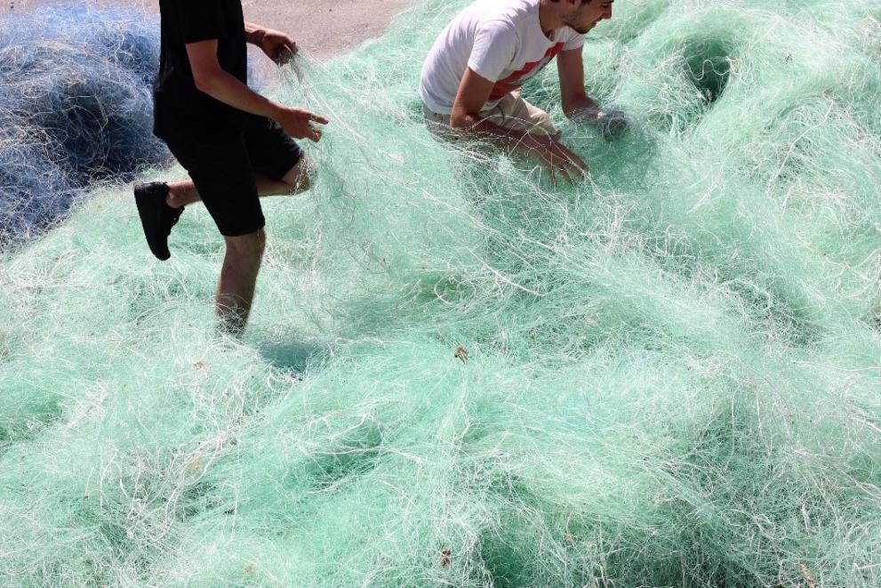 From fishnets to sunglasses: greening fishing & fashion - European