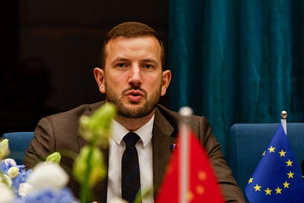 Visit by Virginijus Sinkevičius, European Commissioner, to China